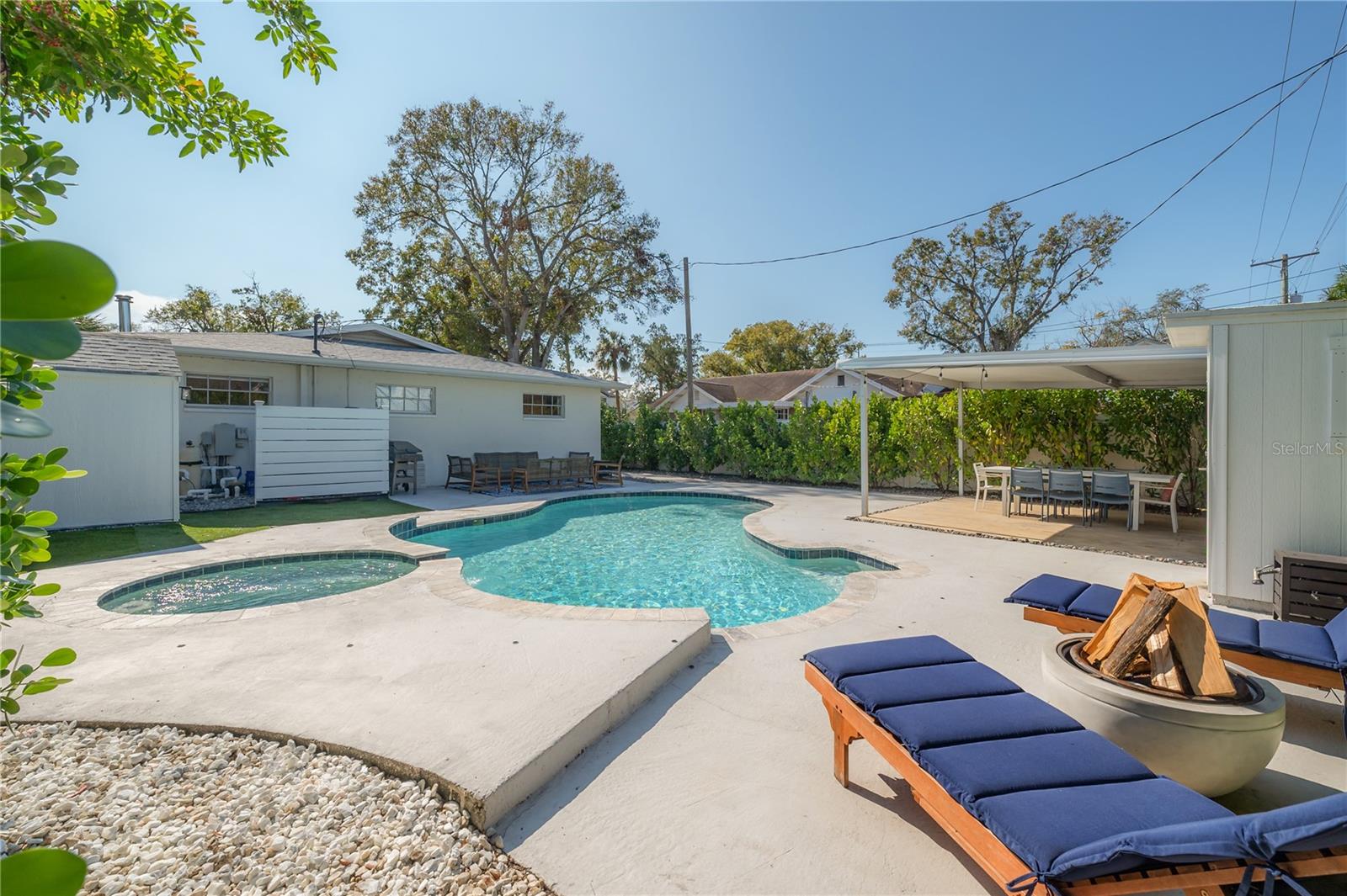 Huge backyard, perfect for entertaining or just soaking up the sun.