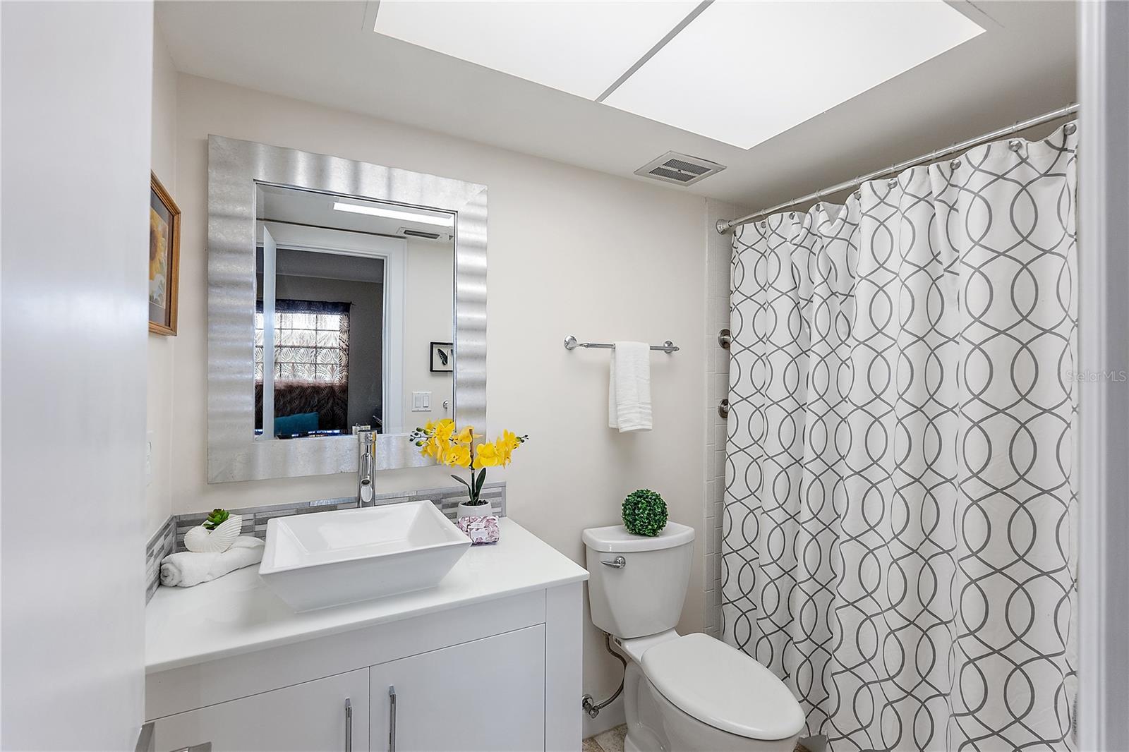 Guest Bedroom En Suite Bathroom w/ Tub