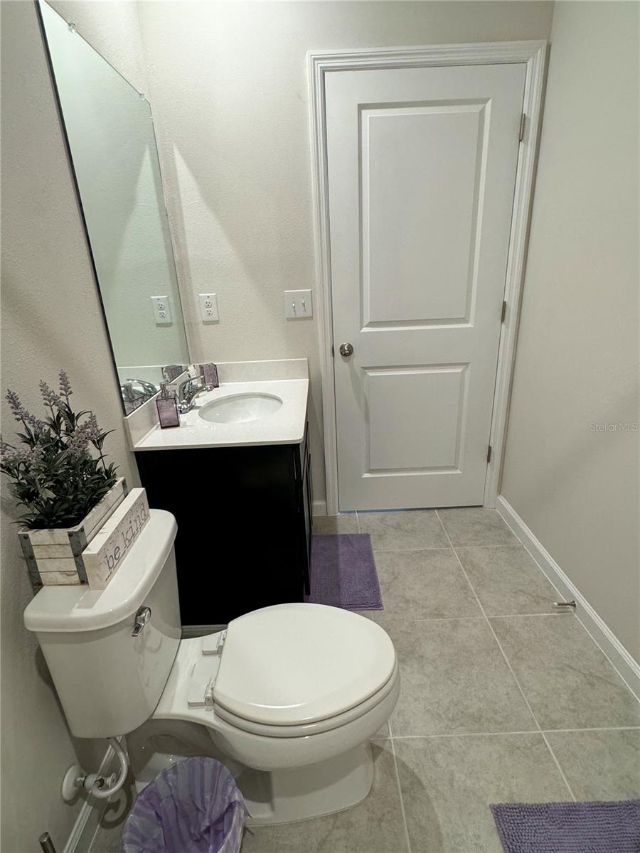 2nd Bathroom