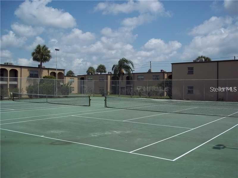 PICKLEBALL/TENNIS AND SHUFFLE BOARD