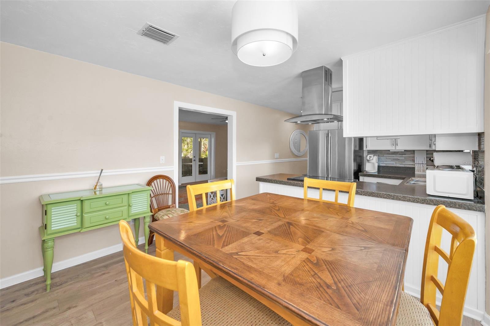 DINING ROOM TO KITCHEN