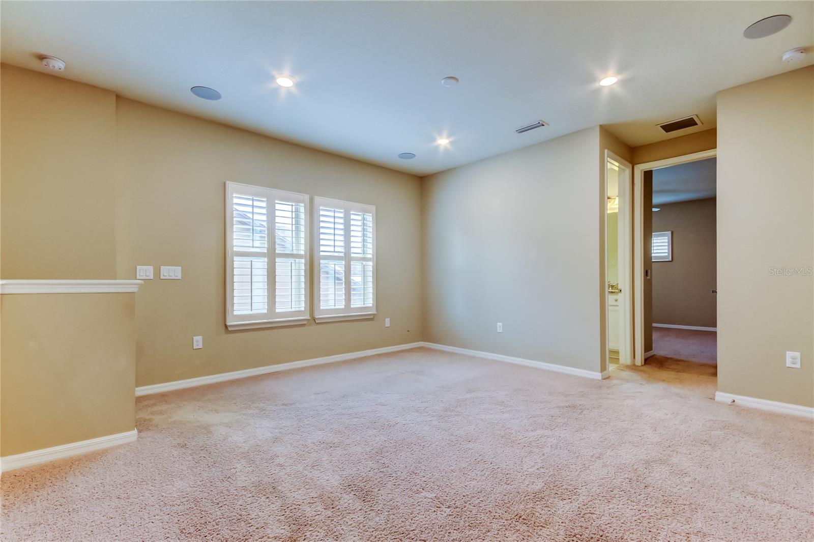 2nd floor loft space