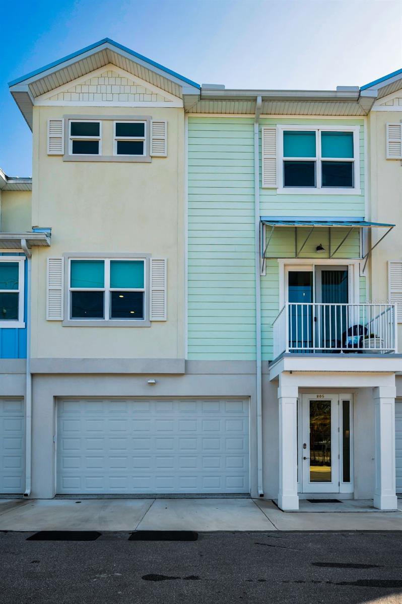 Oversized Garage - 4 Car Tandem Parking