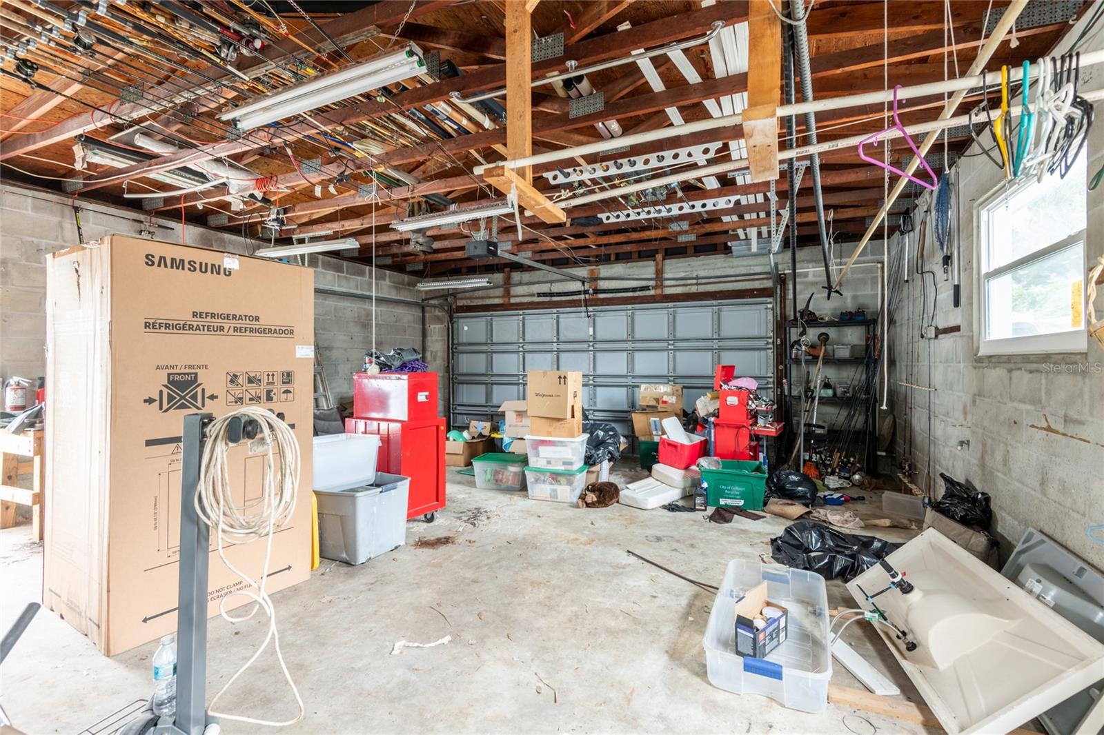 2 Car Garage
