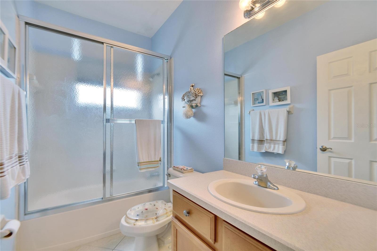 BATHROOM LOCATED OFF THE BONUS ROOM