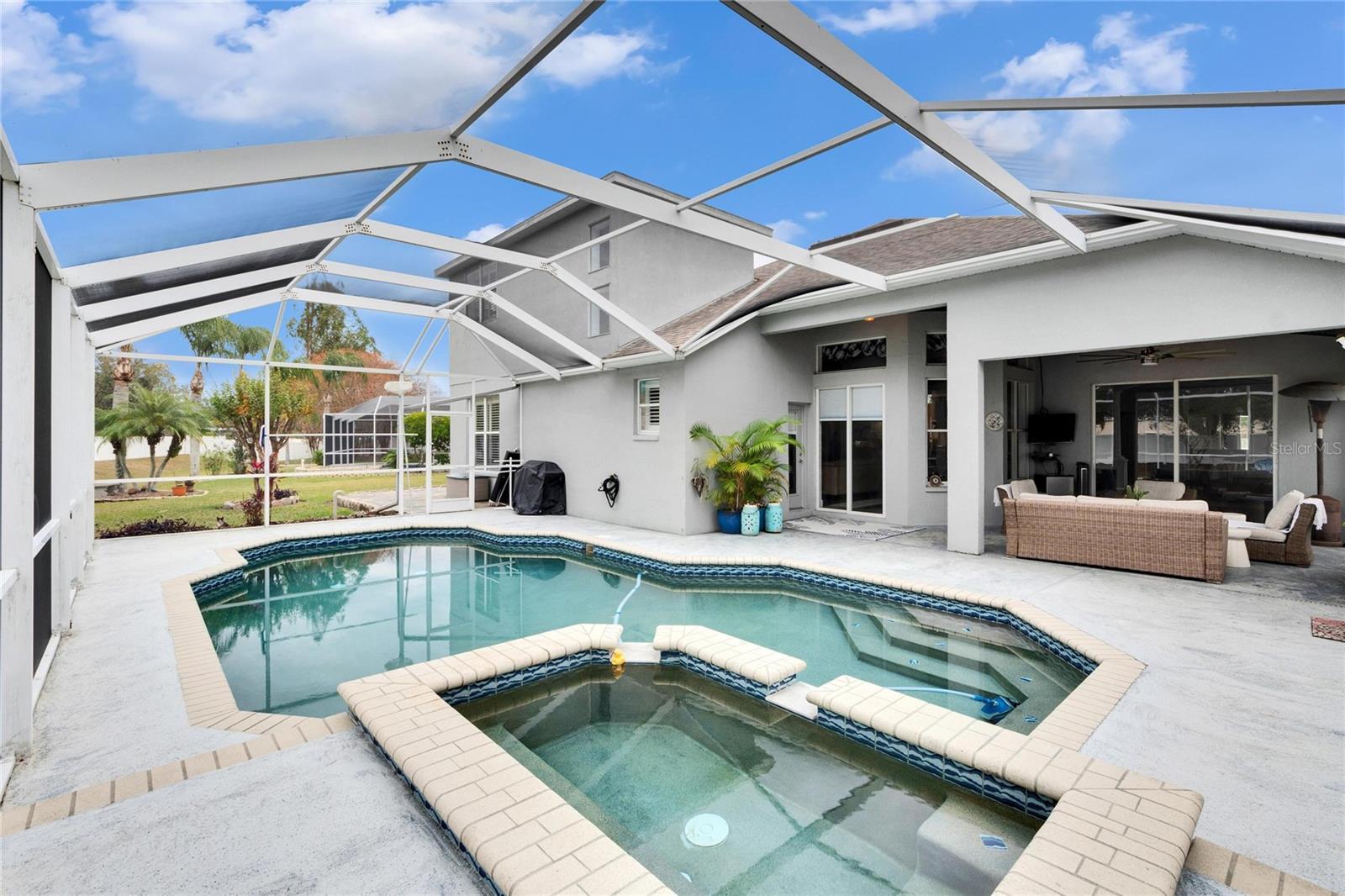 POOL AND HOT TUB