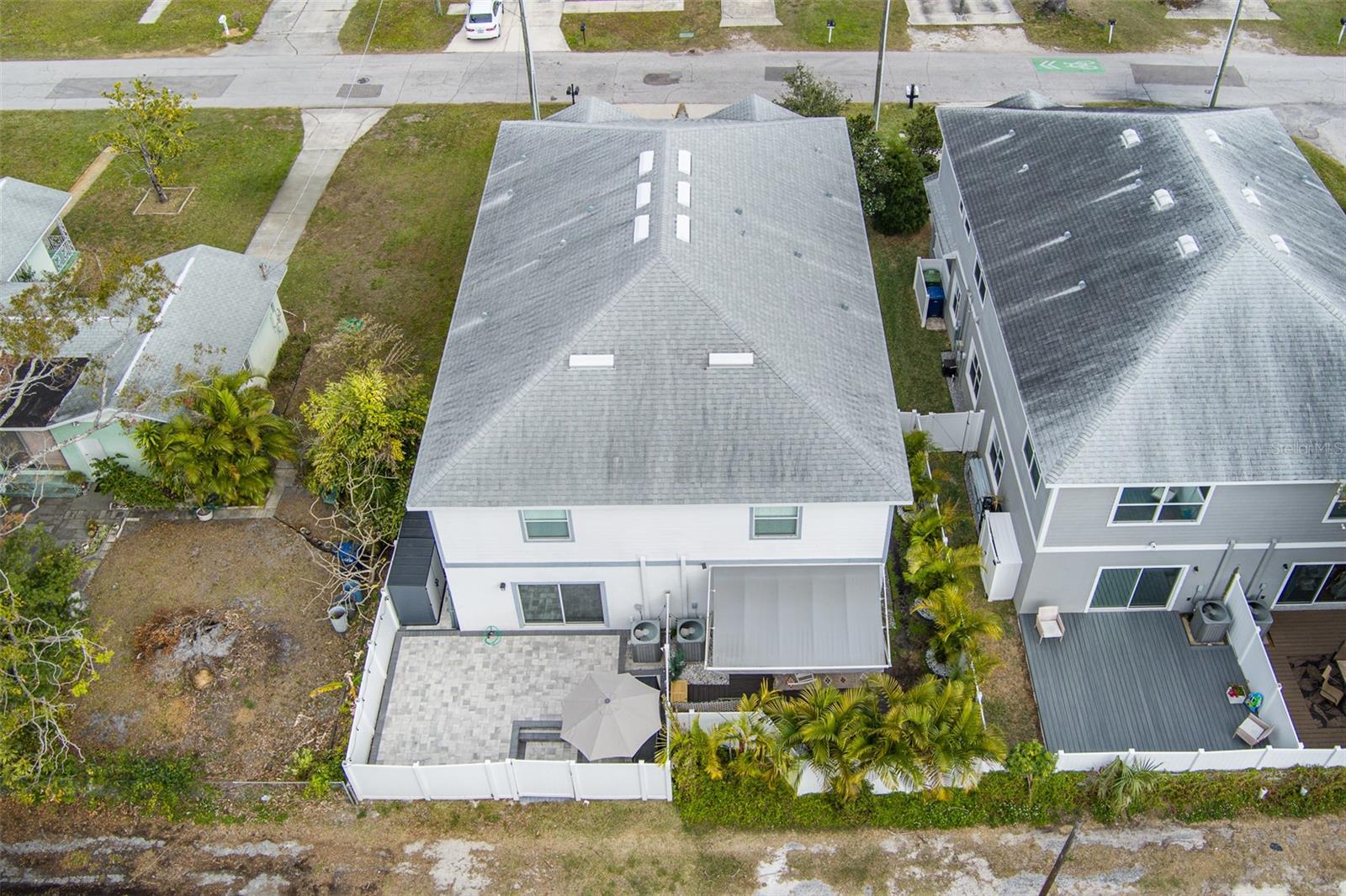 Overhead view of 2704 W Gray St #B