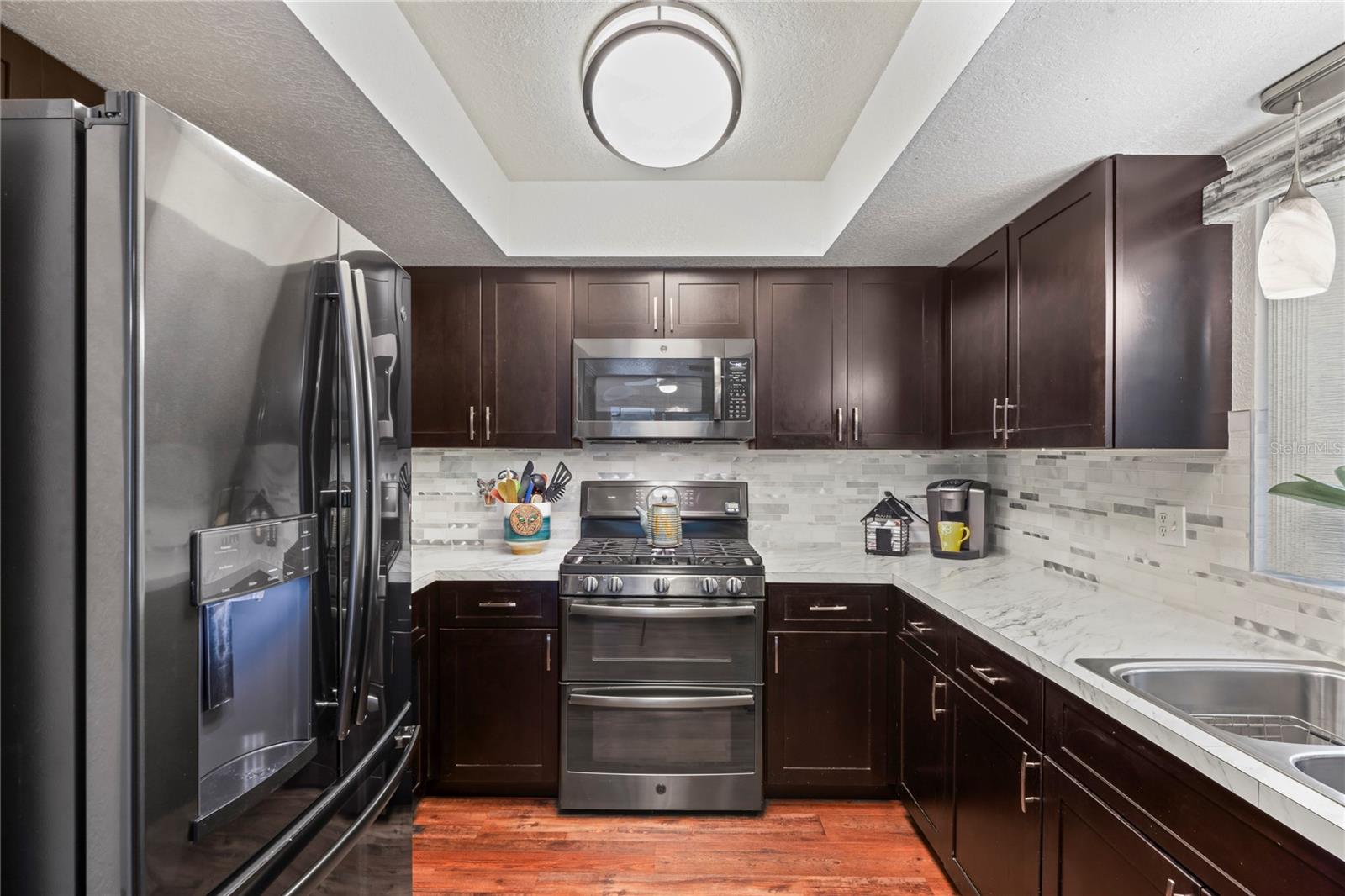 Gas Range and all Stainless Steel Appliances