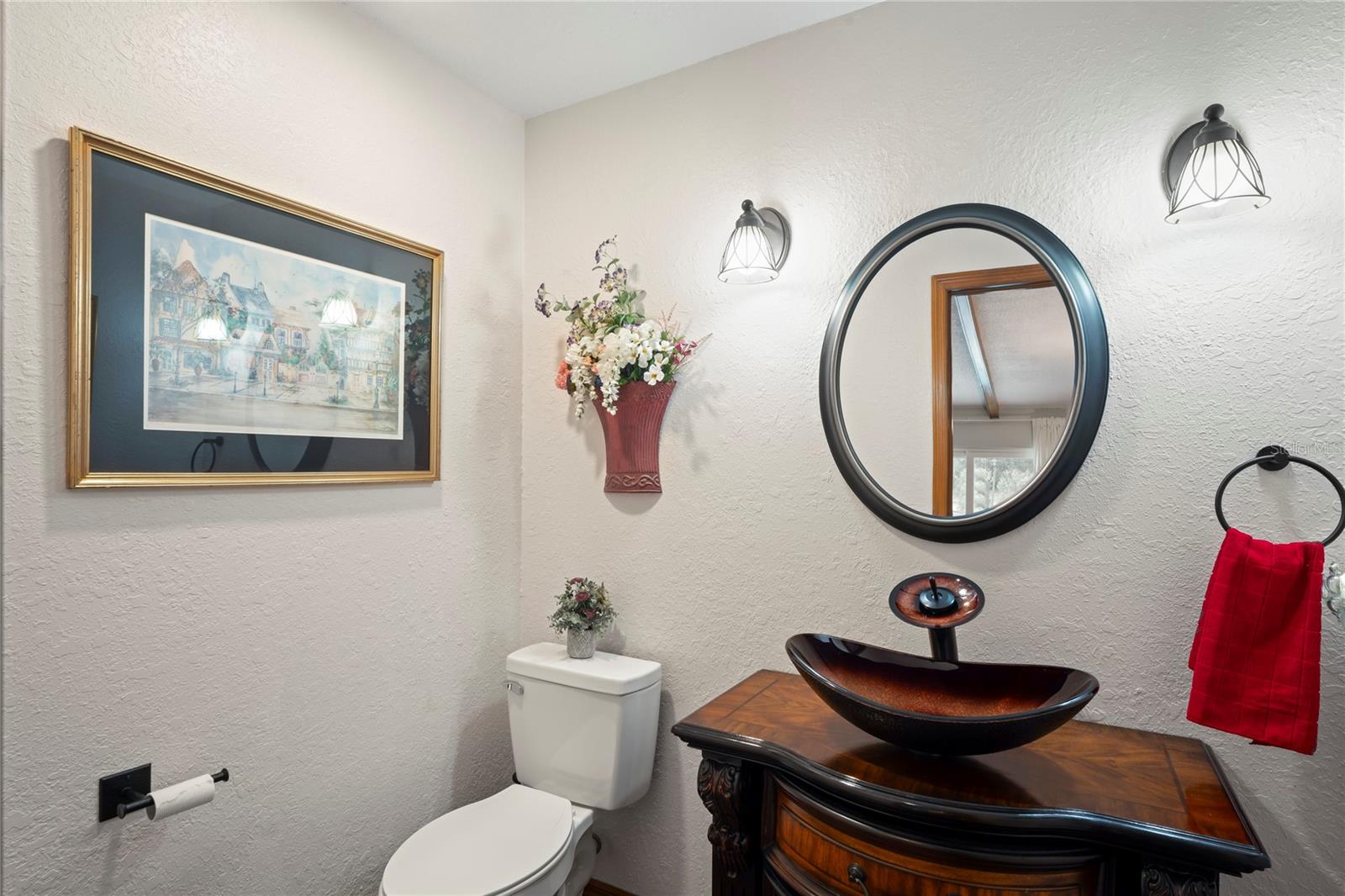 Half Bath off Foyer/Hallway