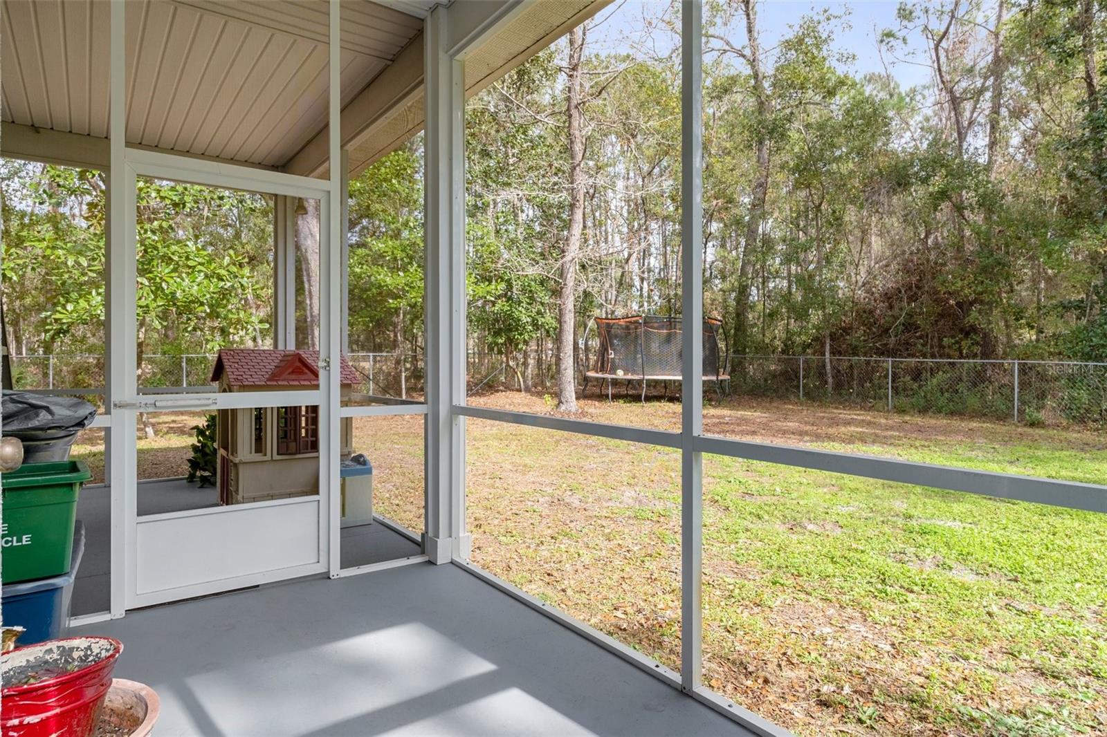 Private screened porch 1st Floor off Primary Bedroom