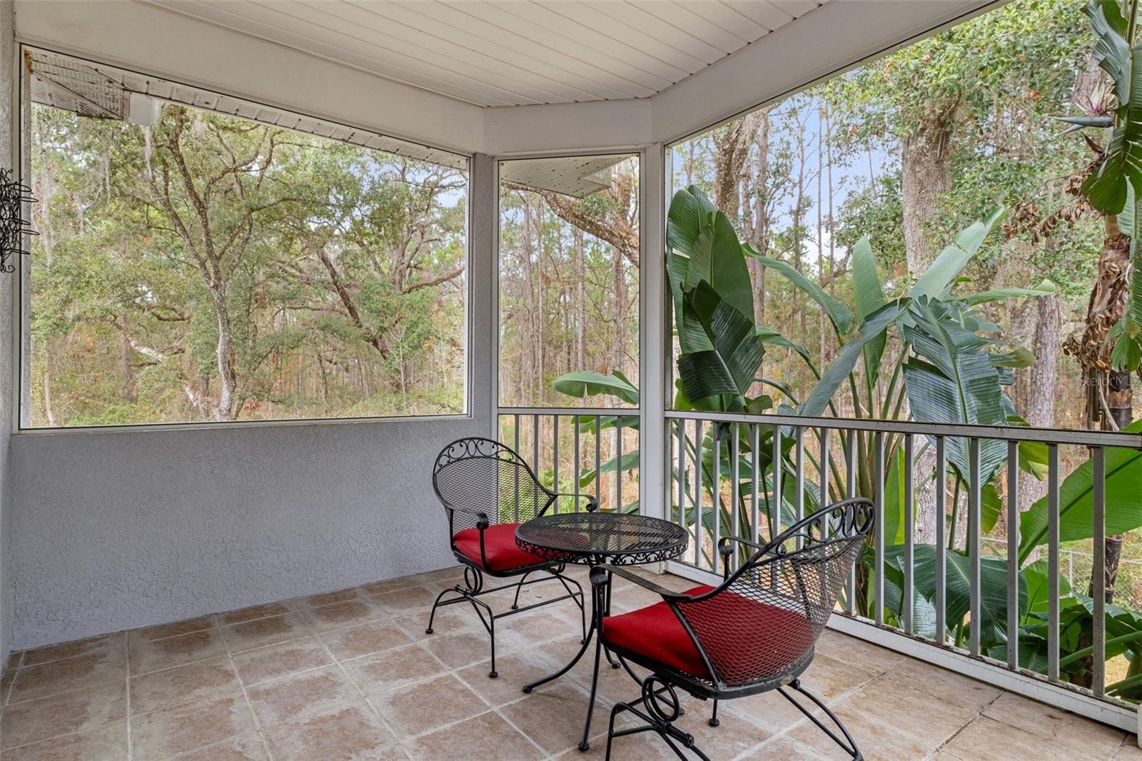 2nd floor screened balcony.