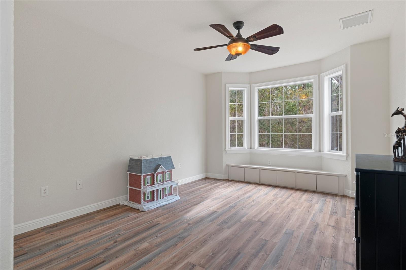 5th bedroom 2nd floor. Laminate floors