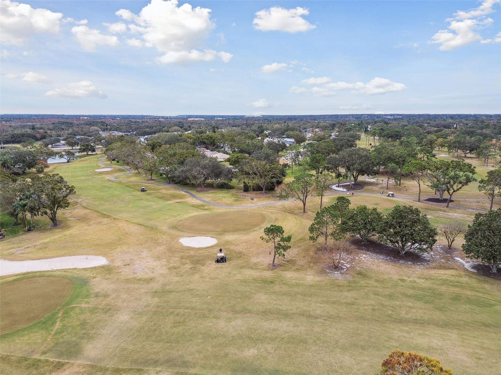 Executive golf course access for community owners