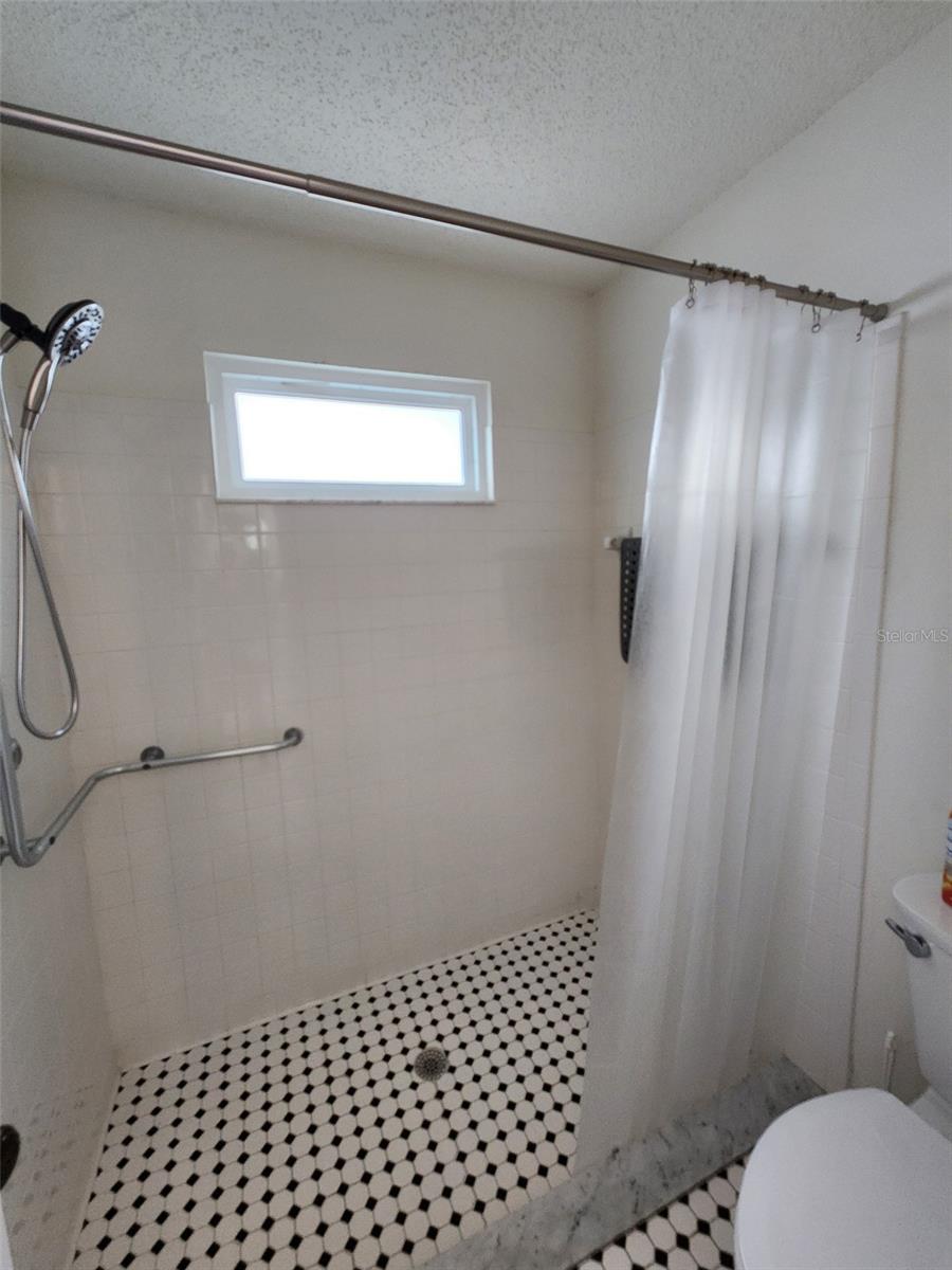 Master Shower Bath