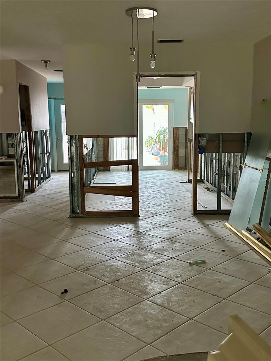 Dining area looking into Kitchen