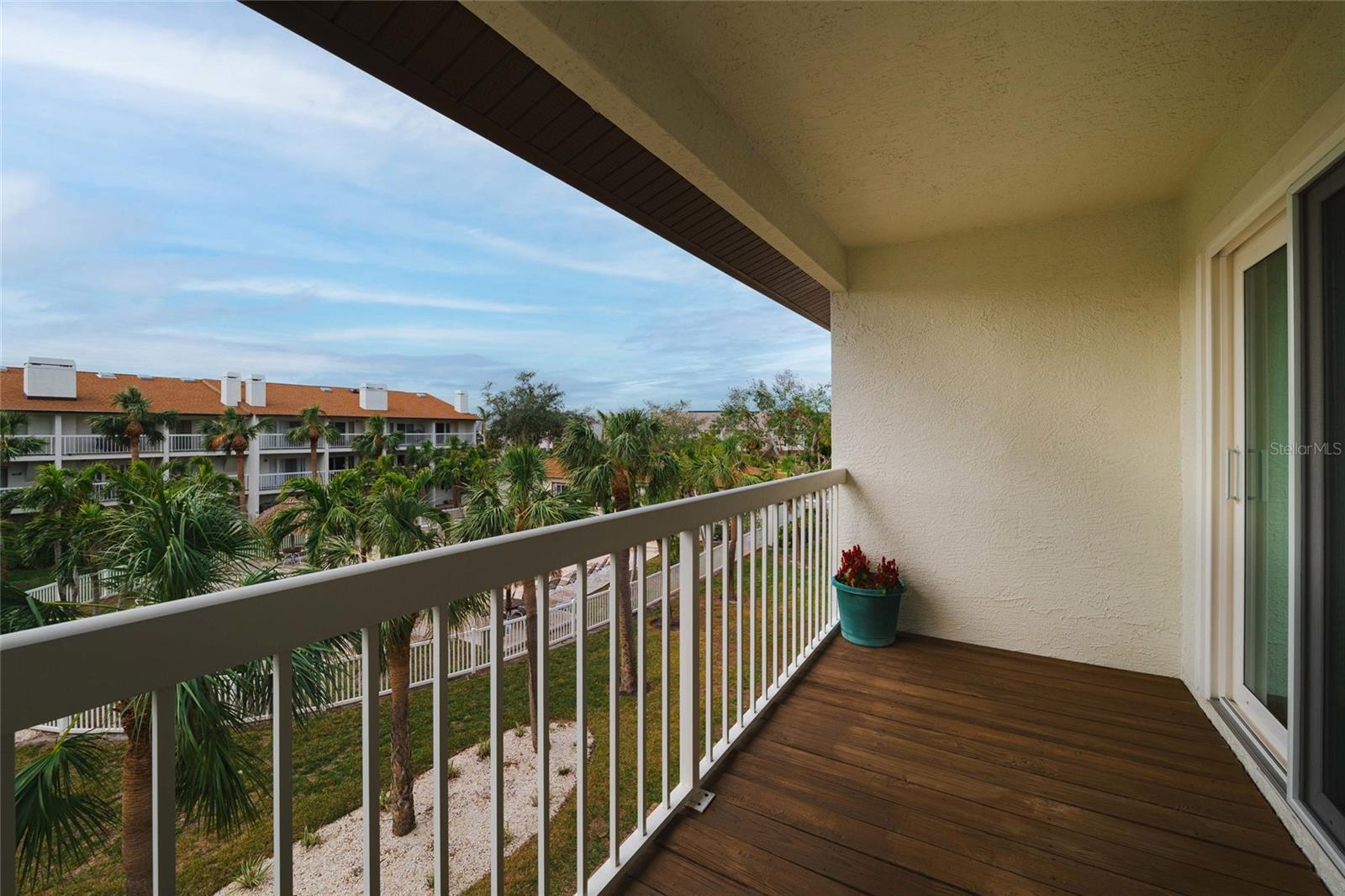 MASTER BEDROOM BALCONY