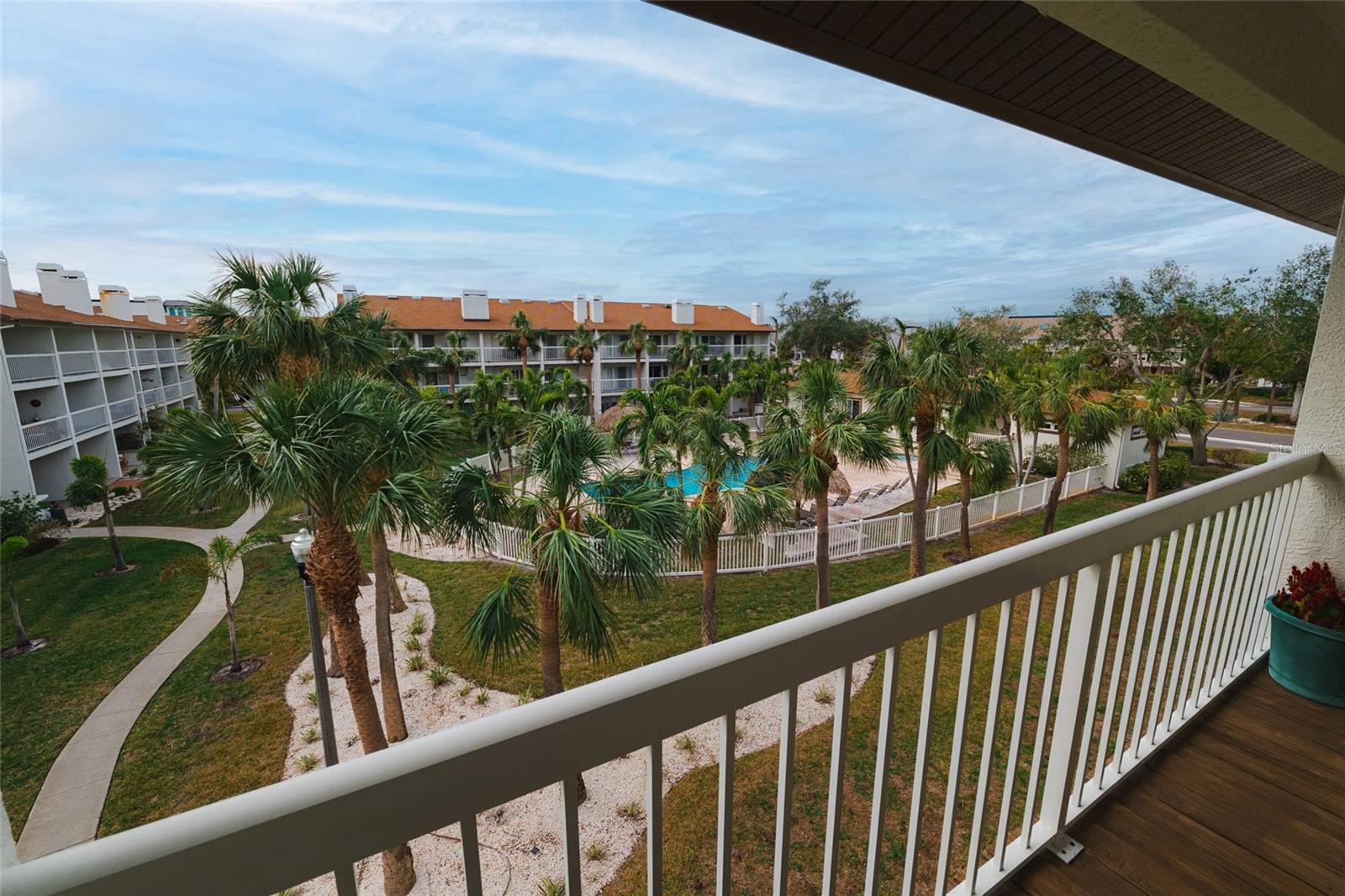 MASTER BEDROOM BALCONY