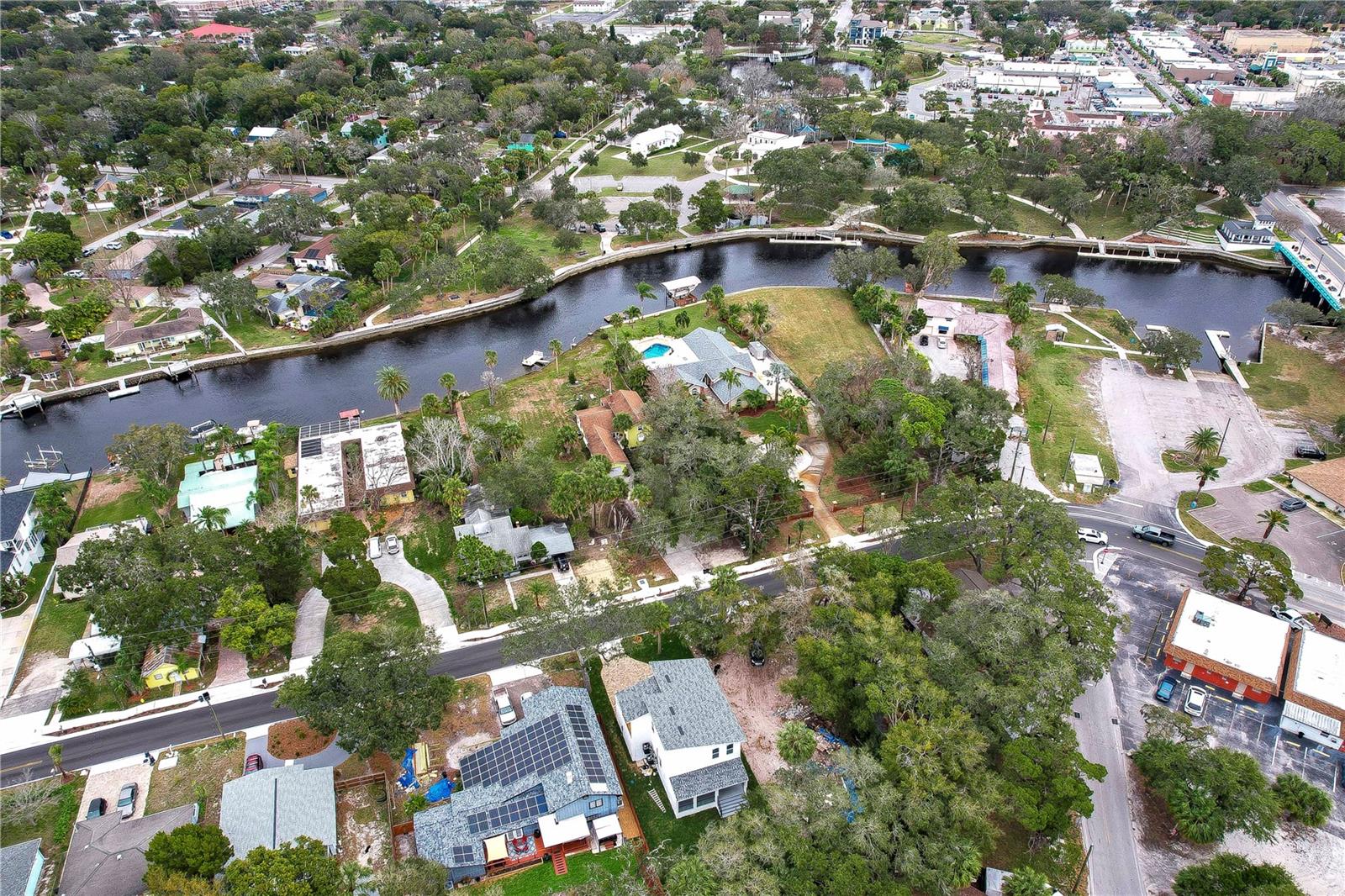 Enjoy a leisurely day on the River!