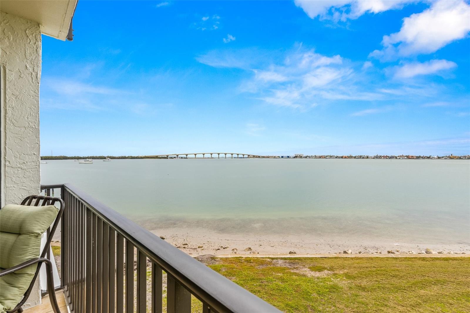 Unobstructed Views of water/Skyway Bridge