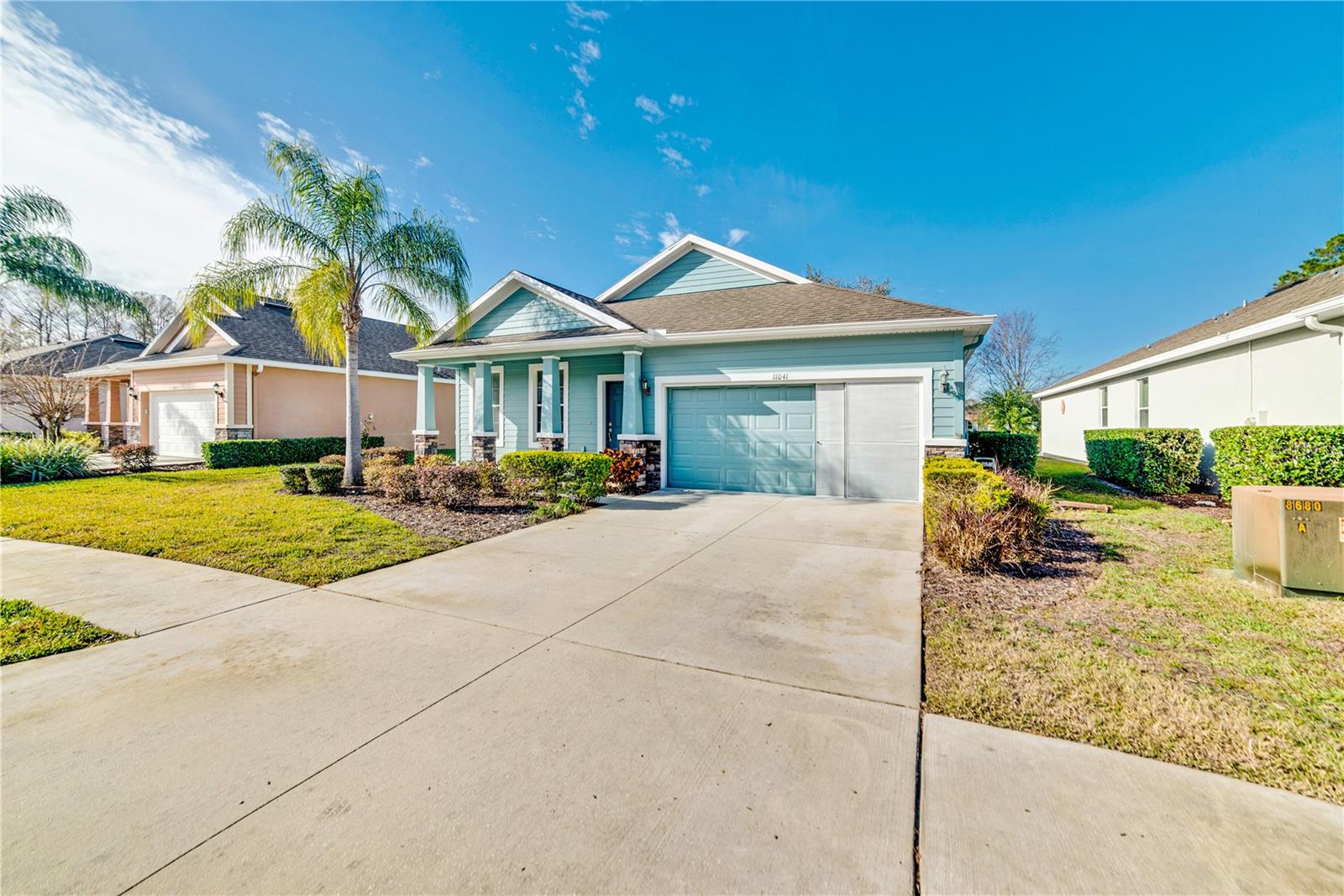 2 CAR GARAGE WITH SCREENED DOOR