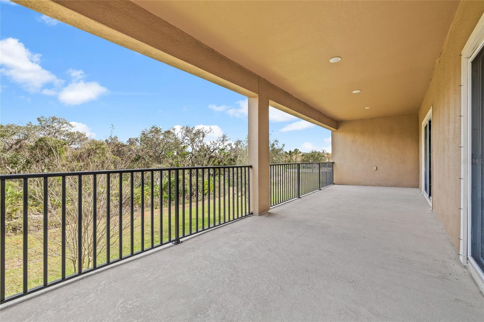 2nd floor balcony