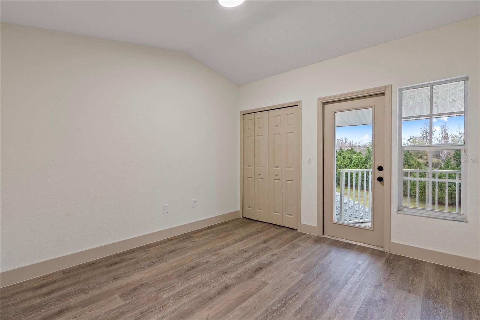 Bedroom 3:Shares A Porch With Bedroom 2