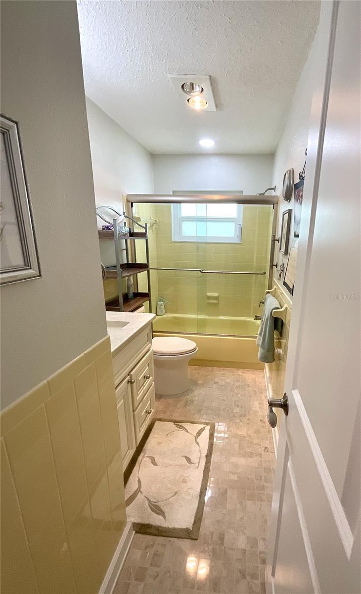 30-Guest bathroom entry