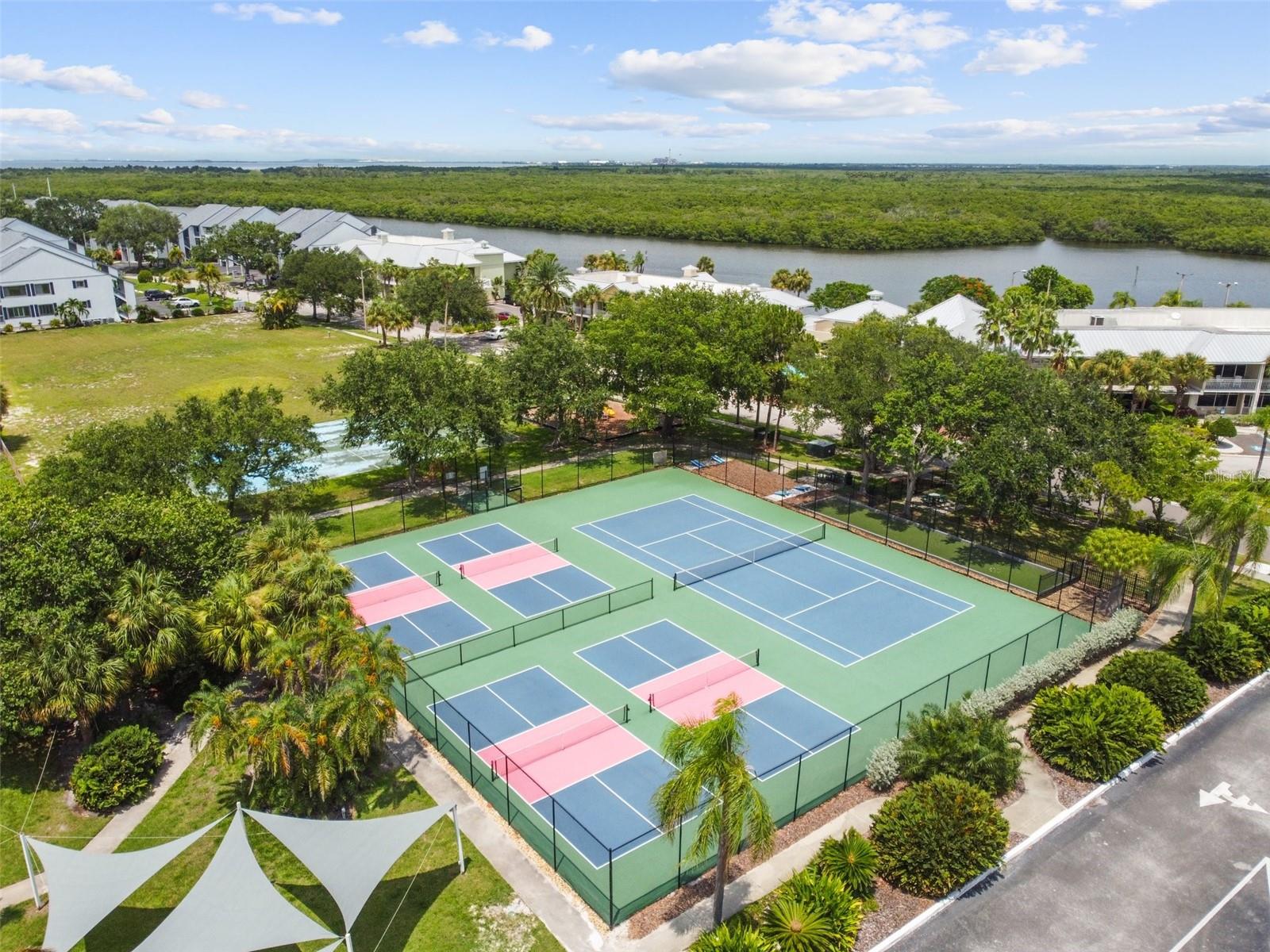 Community Tennis and Pickly Ball Courts