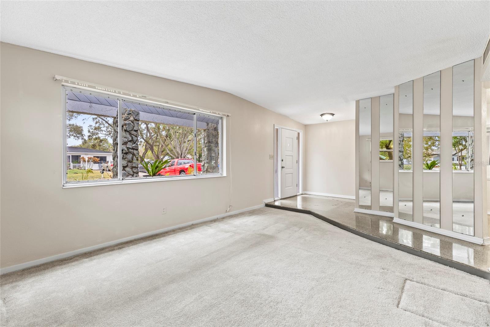 Living room/foyer