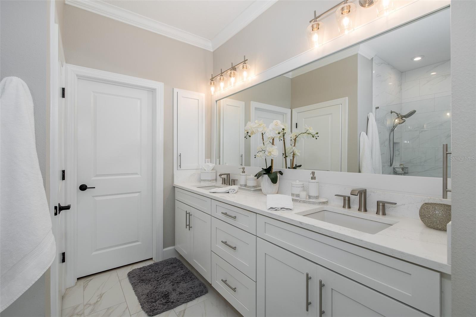 Primary Bath w/Quartz Counters & Custom Accents!