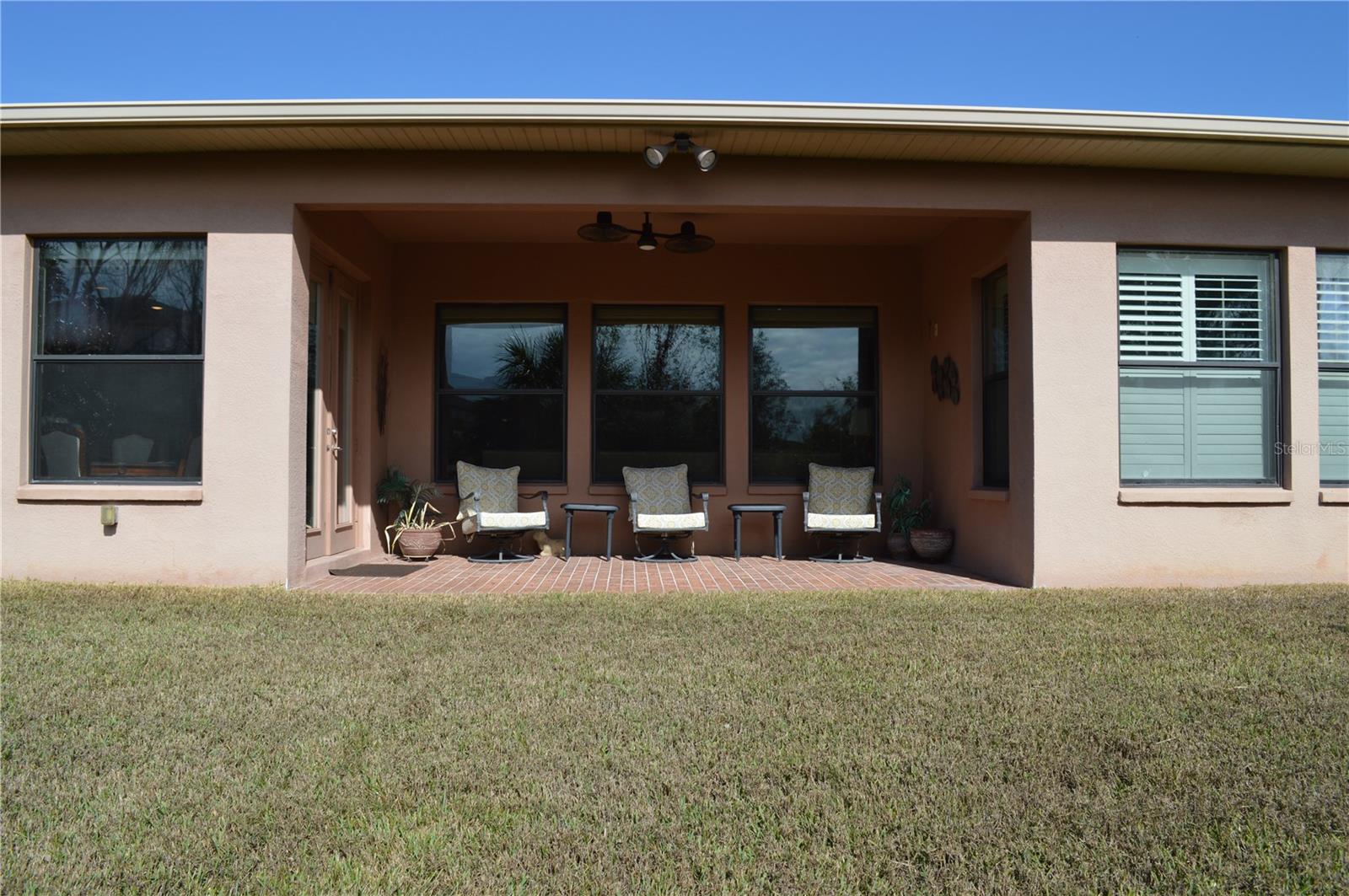 Back of the house.  Tiled lanai view.