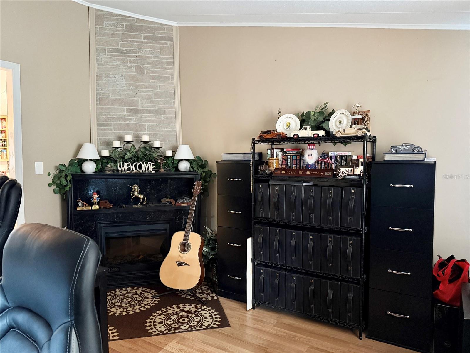 Office/Bonus Room - Laminate Floors