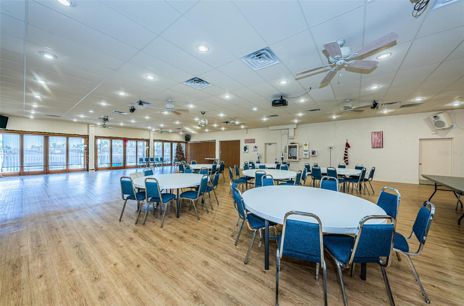 Large Clubhouse for events