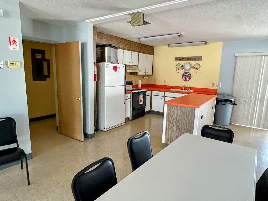 Clubhouse & kitchen area