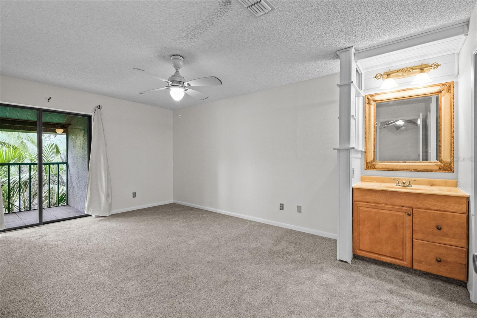 Master Bedroom & W/ Screened Large Balcony