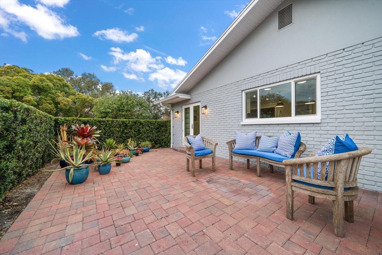 South side patio area-very private - located off of kitchen