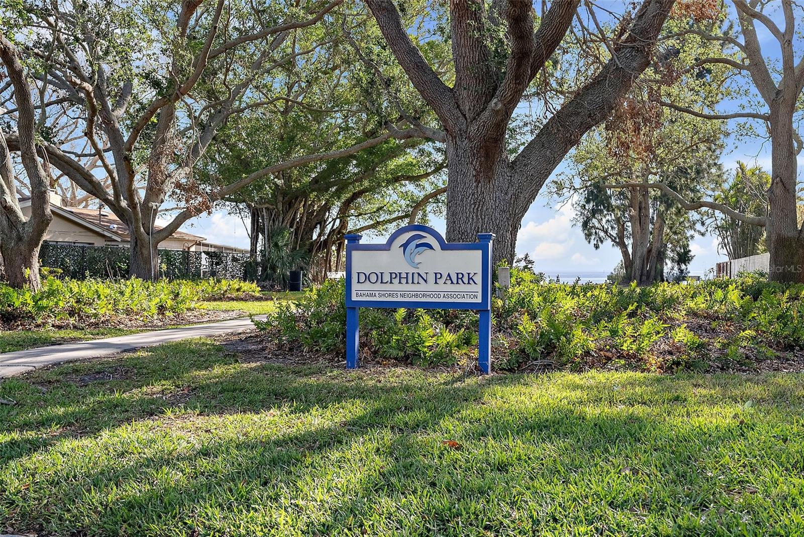 Dolphin Park Entrance in Bahama Shores