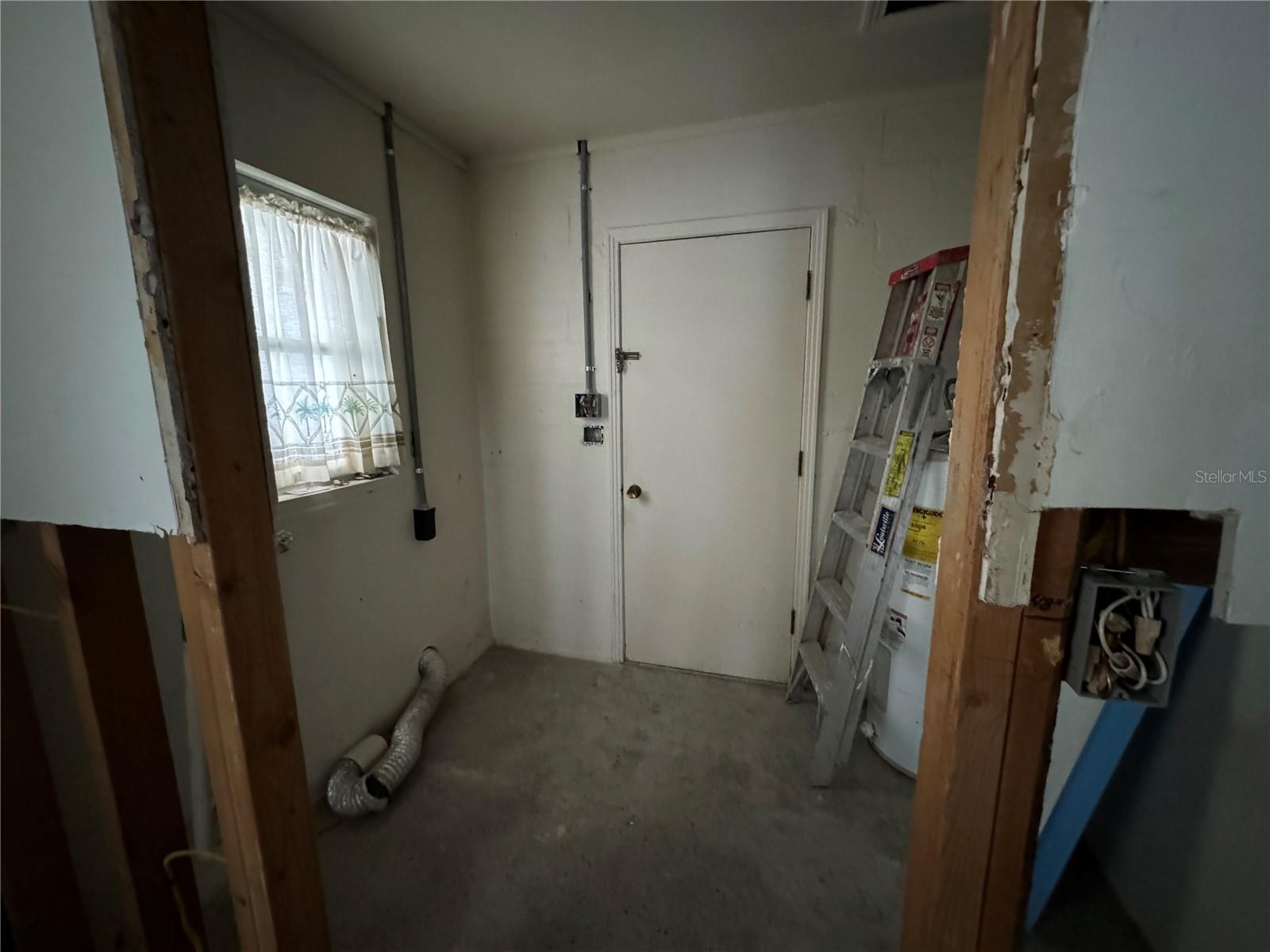 laundry room off kitchen