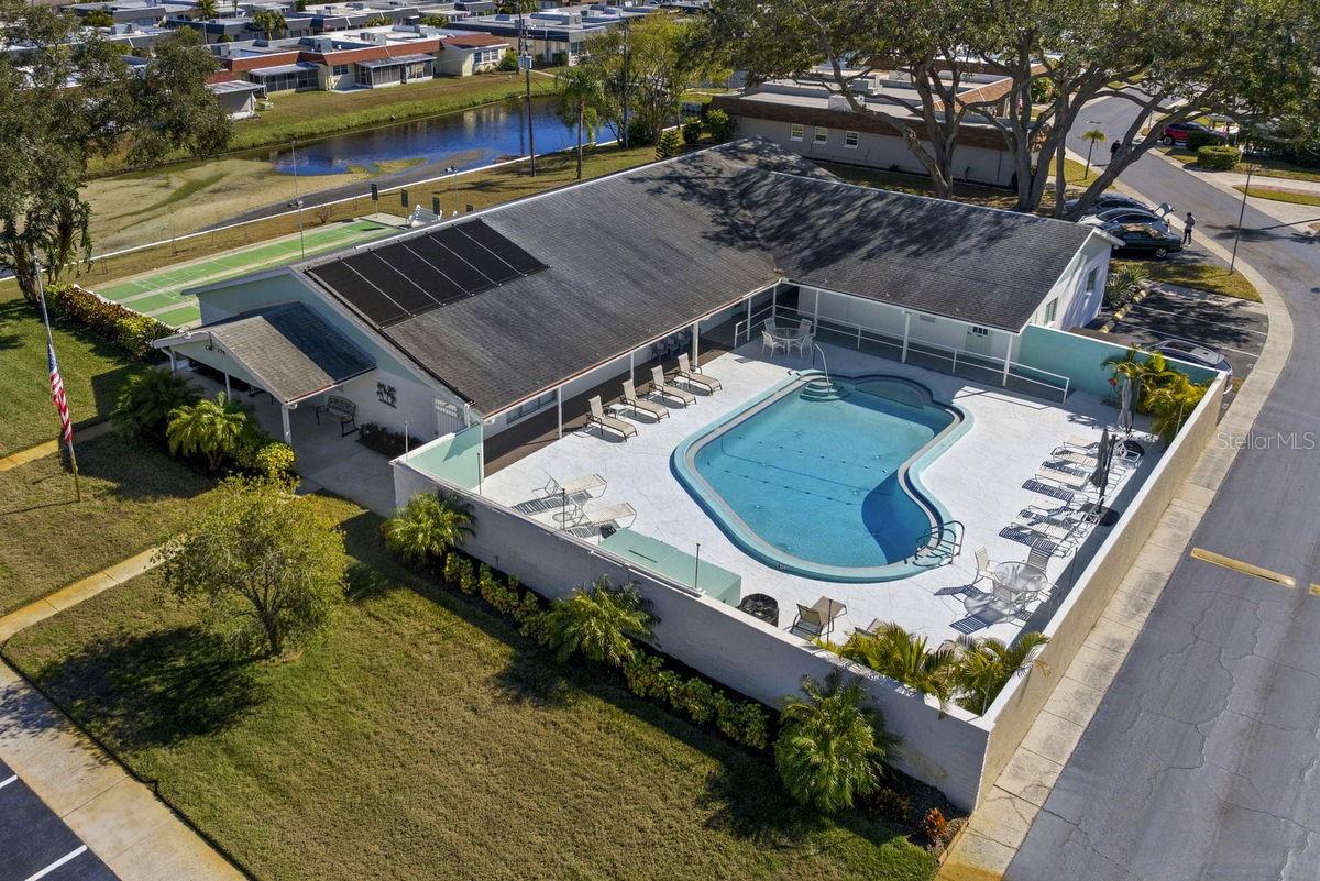 Clubhouse / Pool