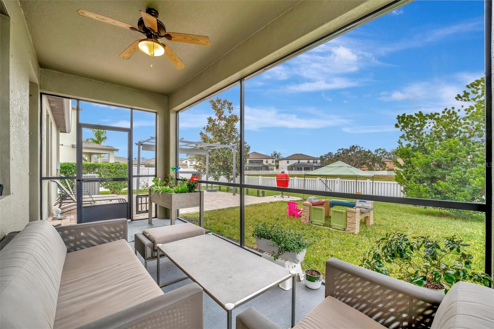 Screened in Porch