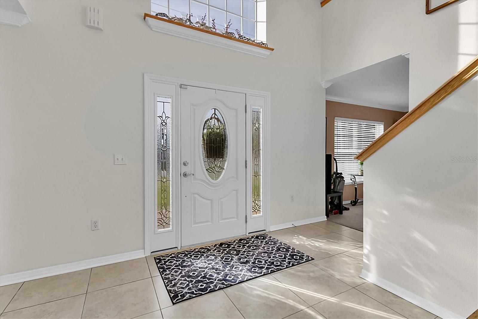 Front Entrance/Foyer