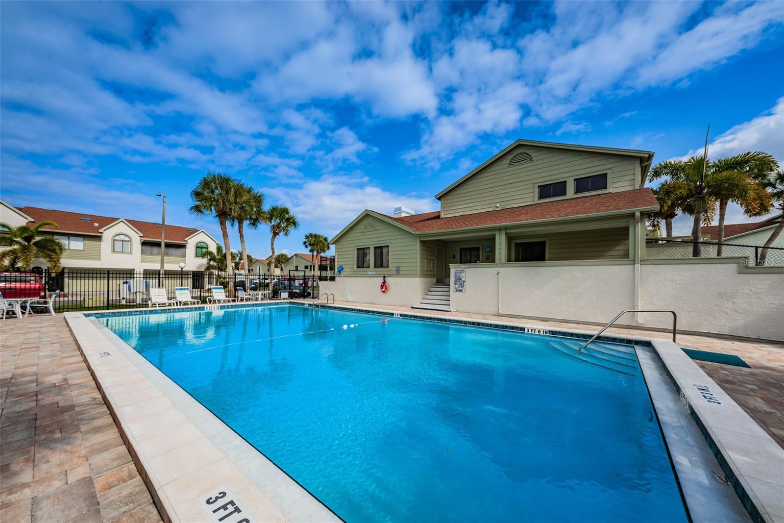 NICE SIZE POOL TO TO LAPS
