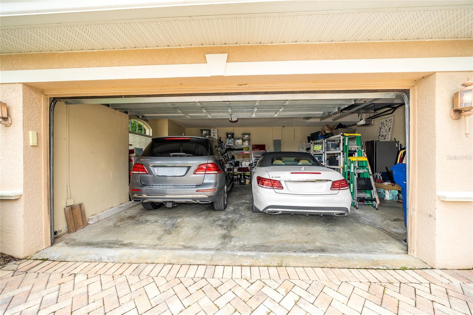 3 car garage