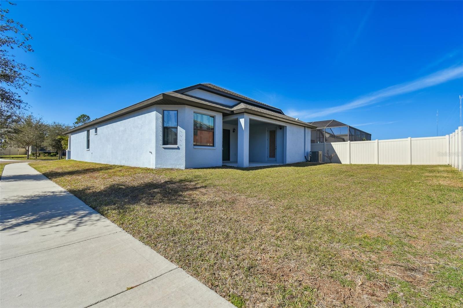 Street view of the home.