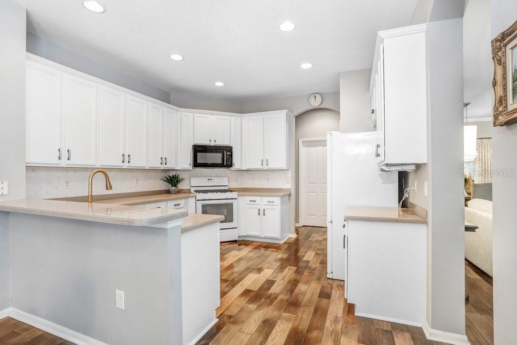 Kitchen corona countertops and new backsplash