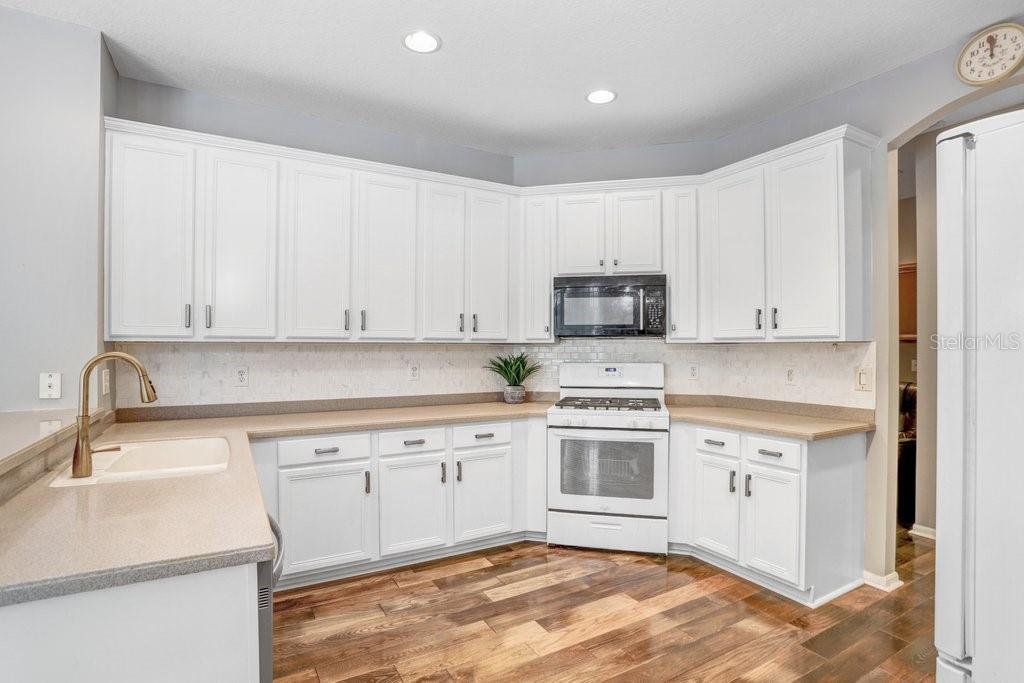 countertops and new backsplash