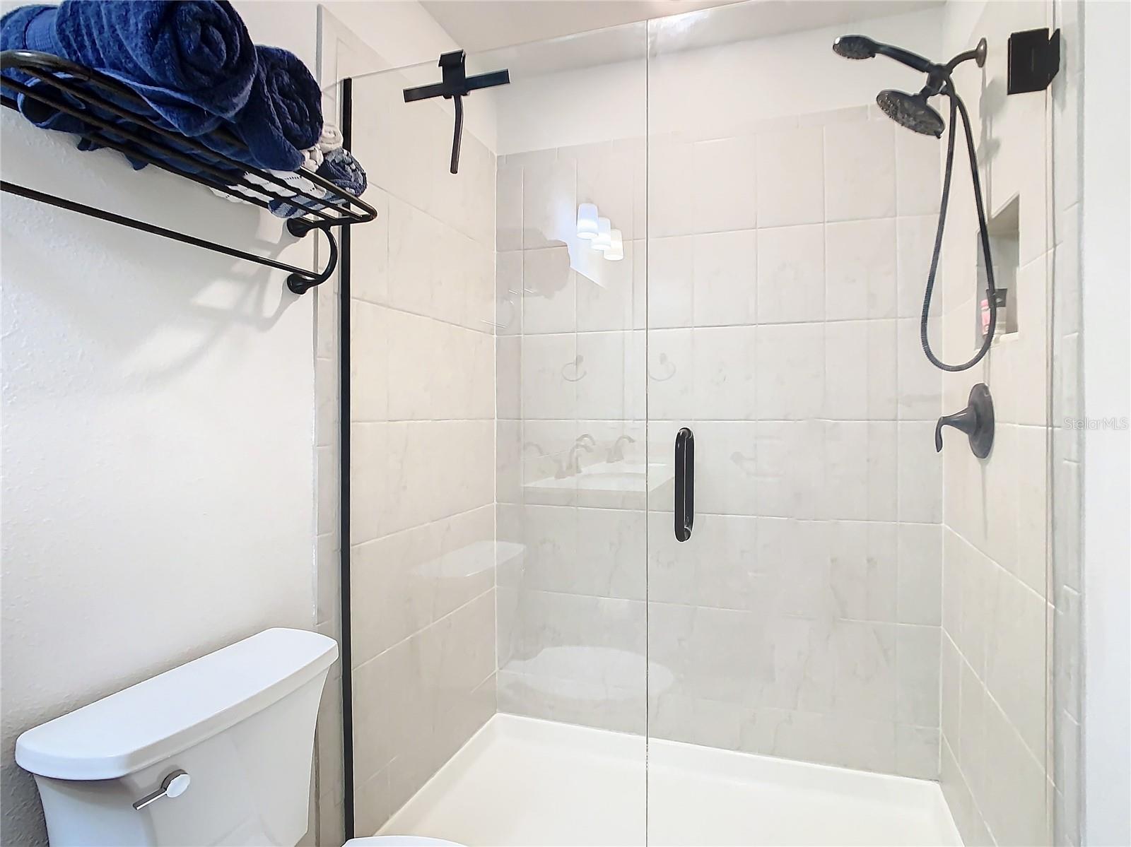 Bathroom 4 w/Double Sinks & Shower