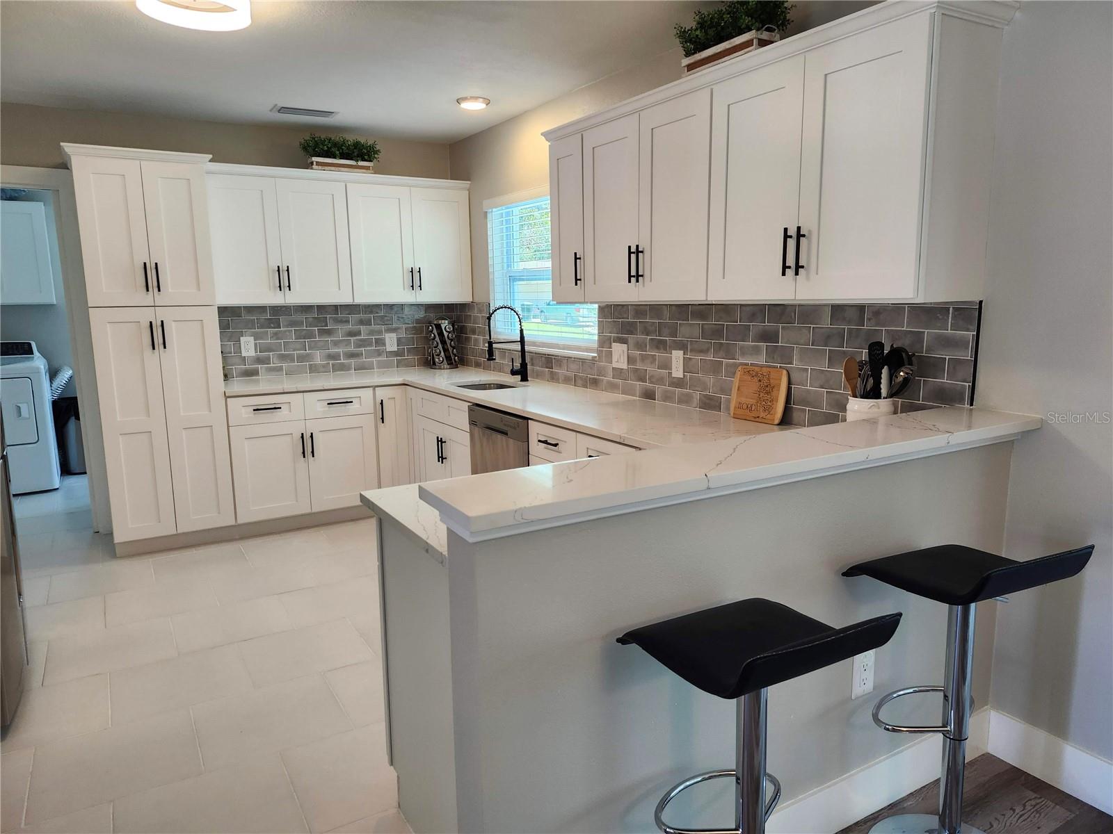 Stunning kitchen!