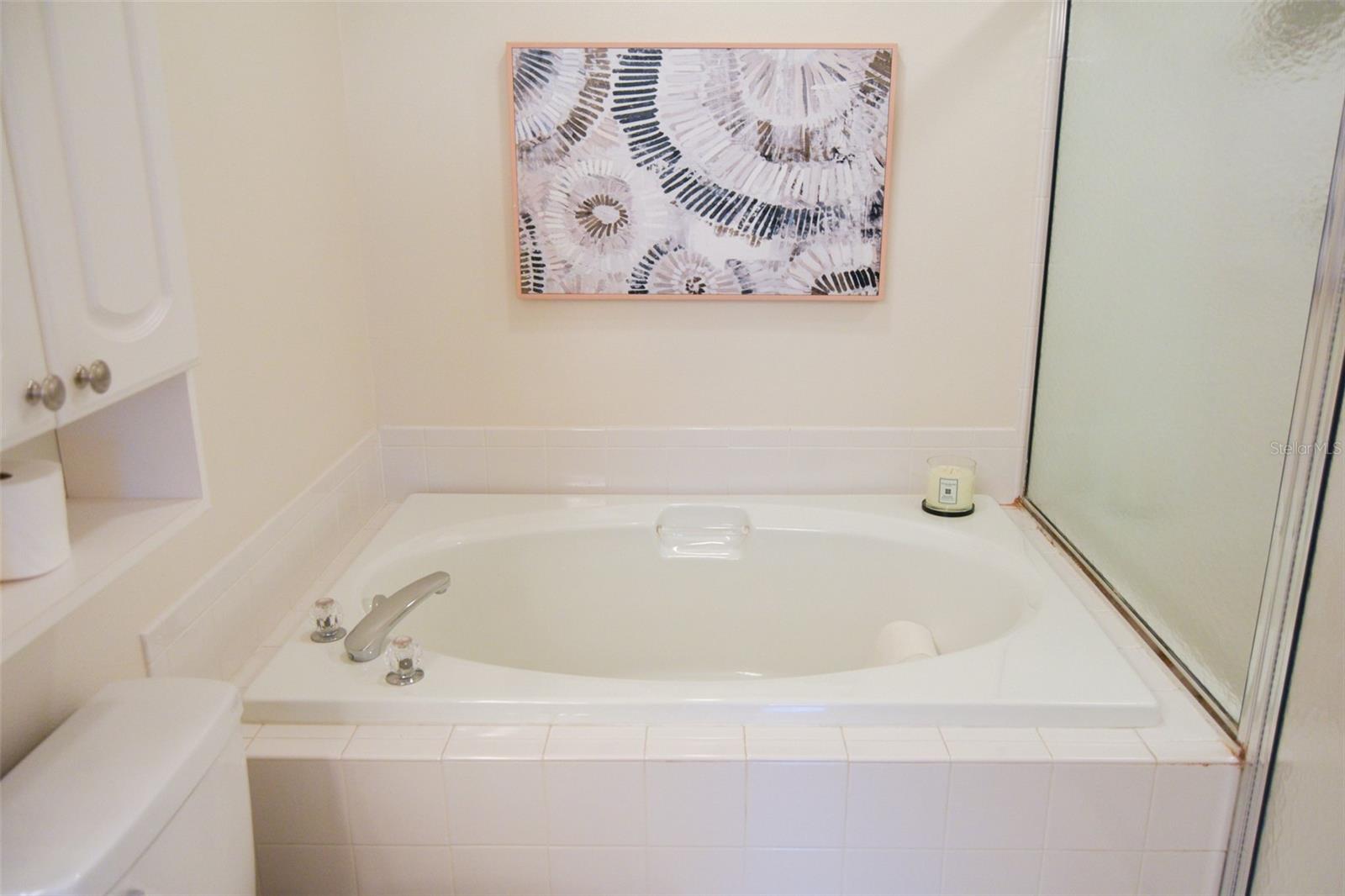 garden tub in primary bath