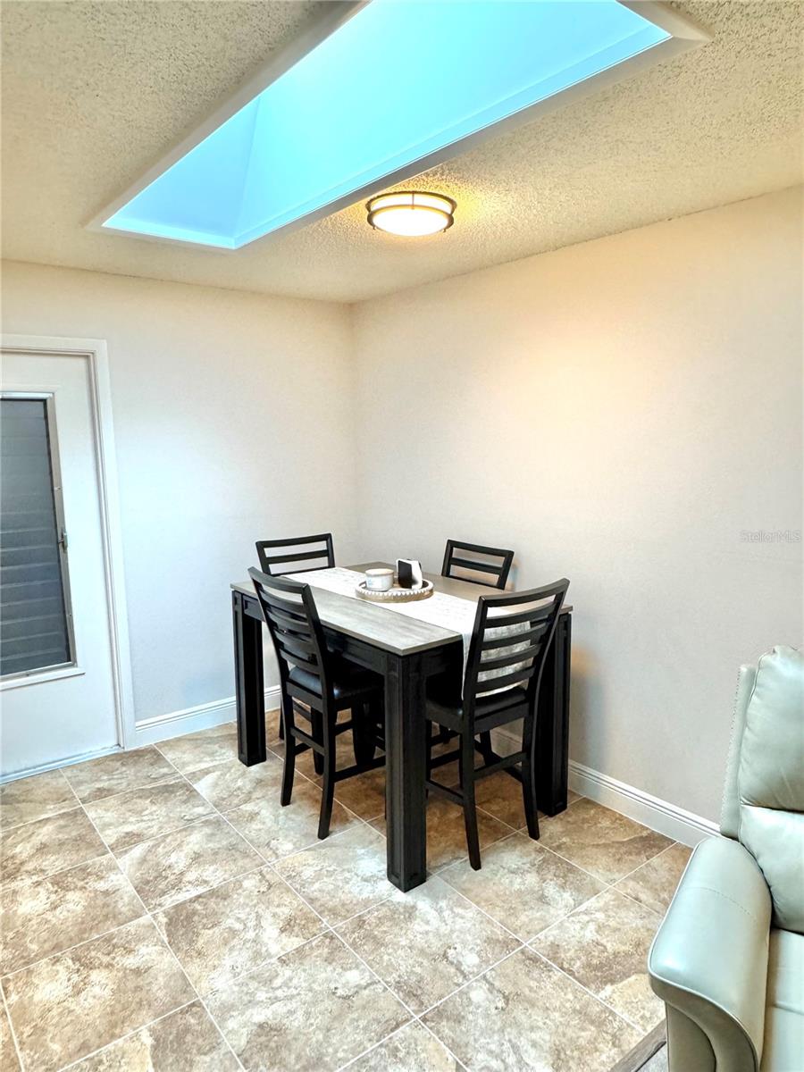 Large skylight above the dining area.